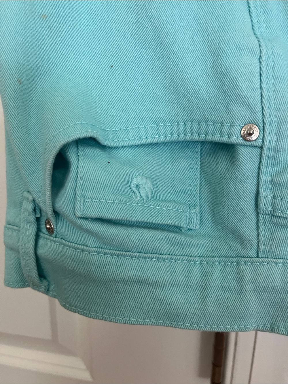 🌼🌼🌼GLORIA VANDERBILT JEANS sWomen’s Aqua Denim Pants Size 18